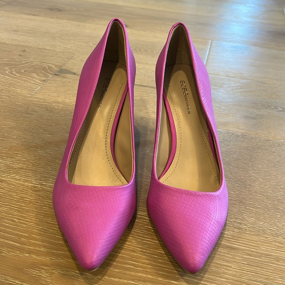 BCBGeneration Pumps Heels Like New Worn Once Size 10